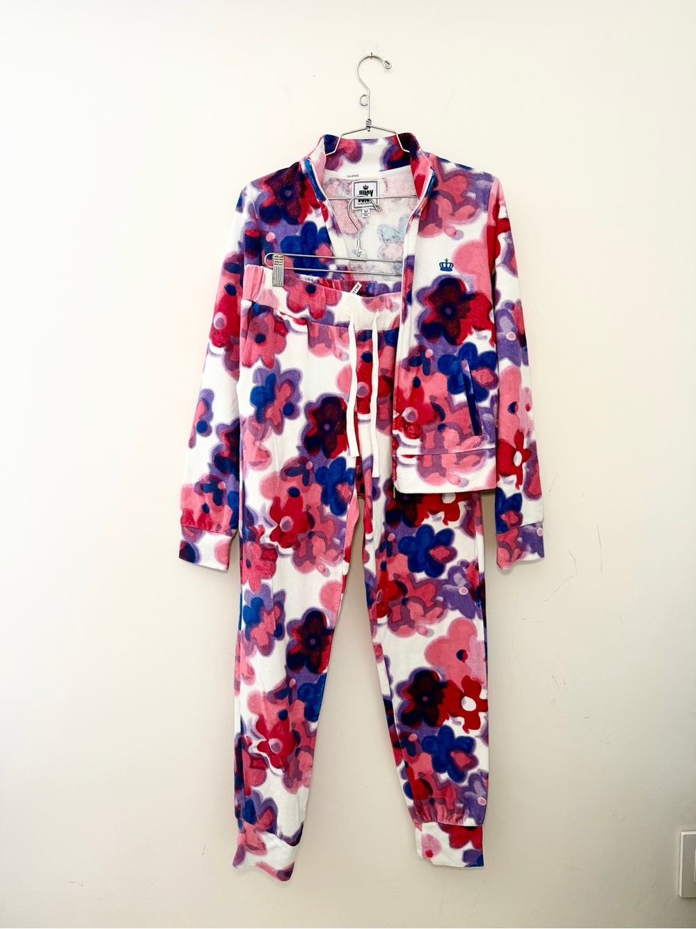 JUICY COUTURE NWT floral terry cloth long sleeve pants set M